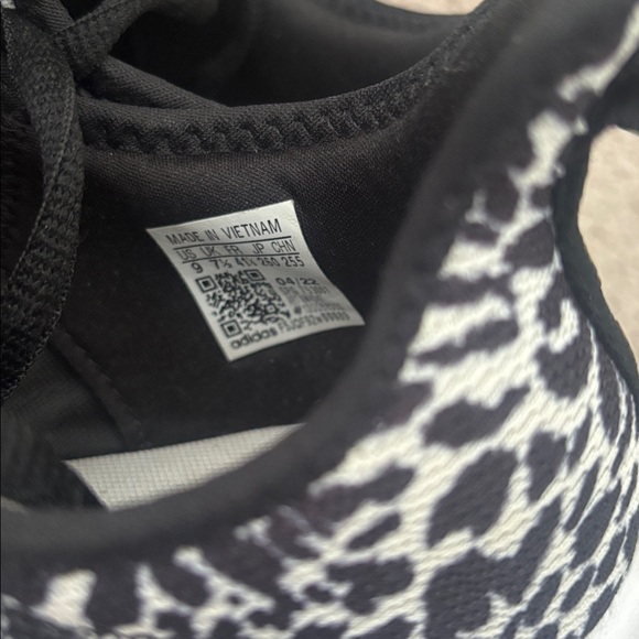 Adidas Sneakers Shoes Women’s 9 Leopard Print Cloudfoam Pure Athletic Running - Picture 7 of 7